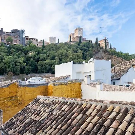 Alhambra View Nest-3